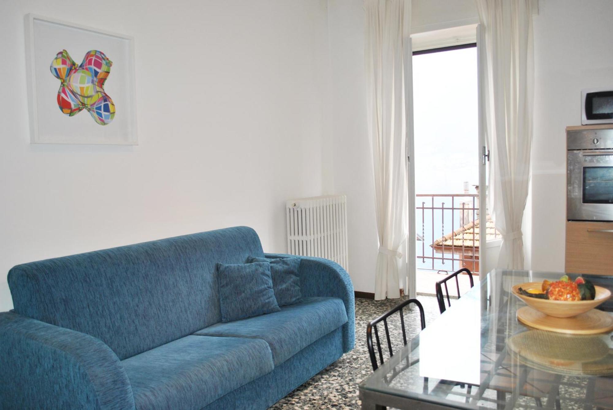 The Romantic Village House - Apartments With Lake View Colonno Экстерьер фото