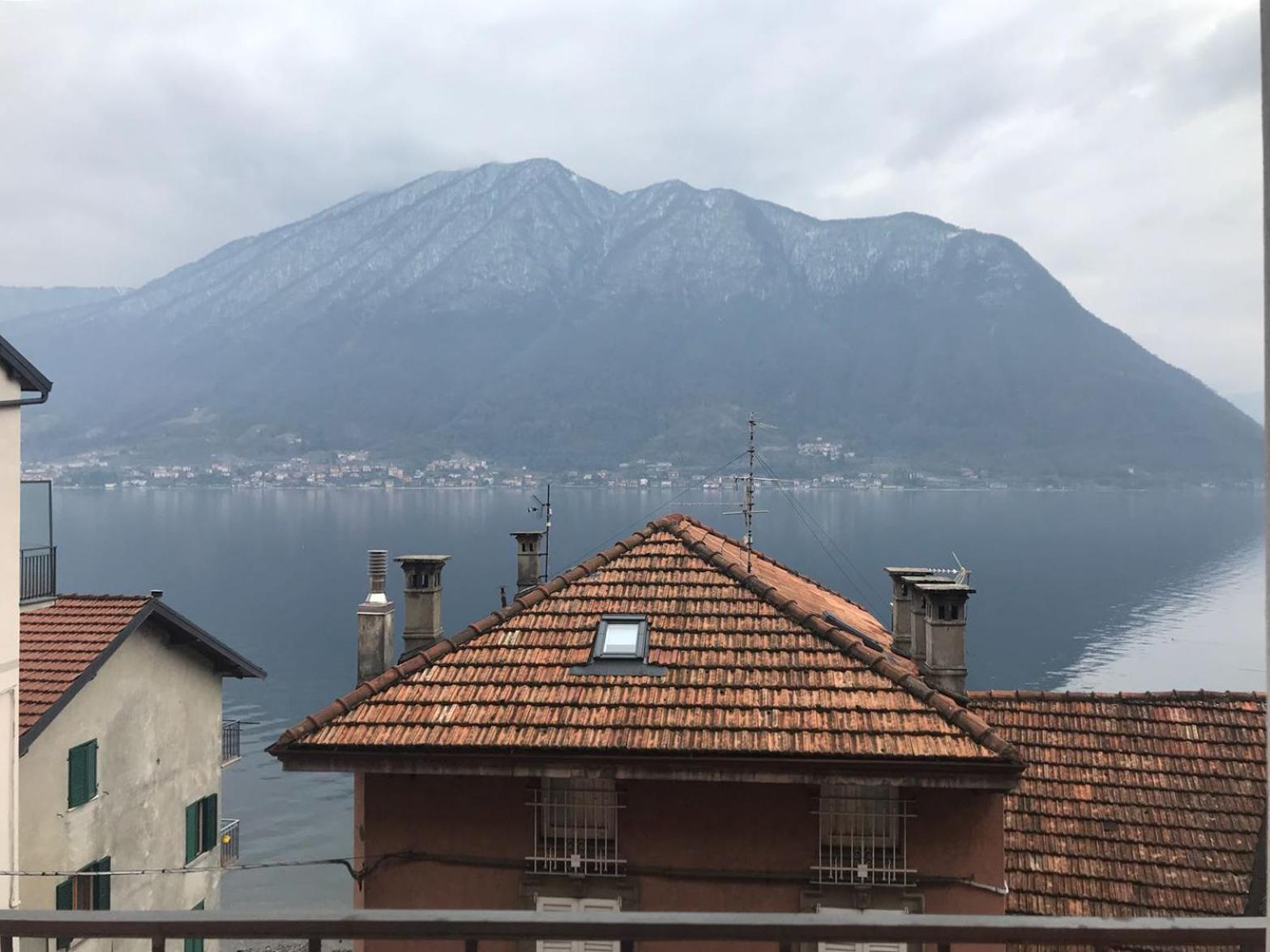 The Romantic Village House - Apartments With Lake View Colonno Экстерьер фото