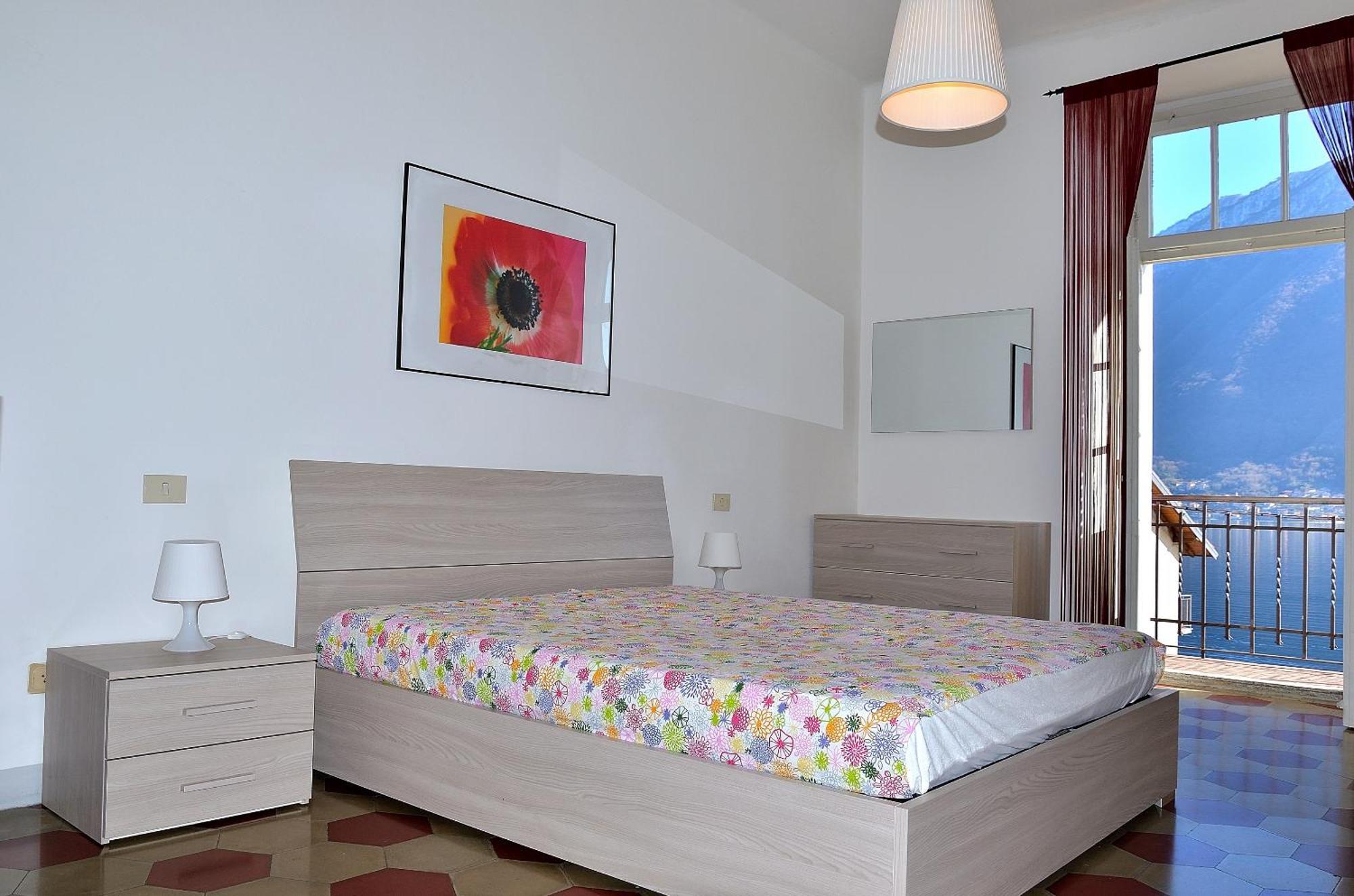 The Romantic Village House - Apartments With Lake View Colonno Экстерьер фото