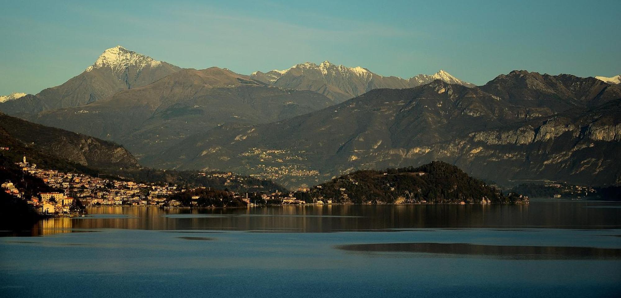 The Romantic Village House - Apartments With Lake View Colonno Экстерьер фото